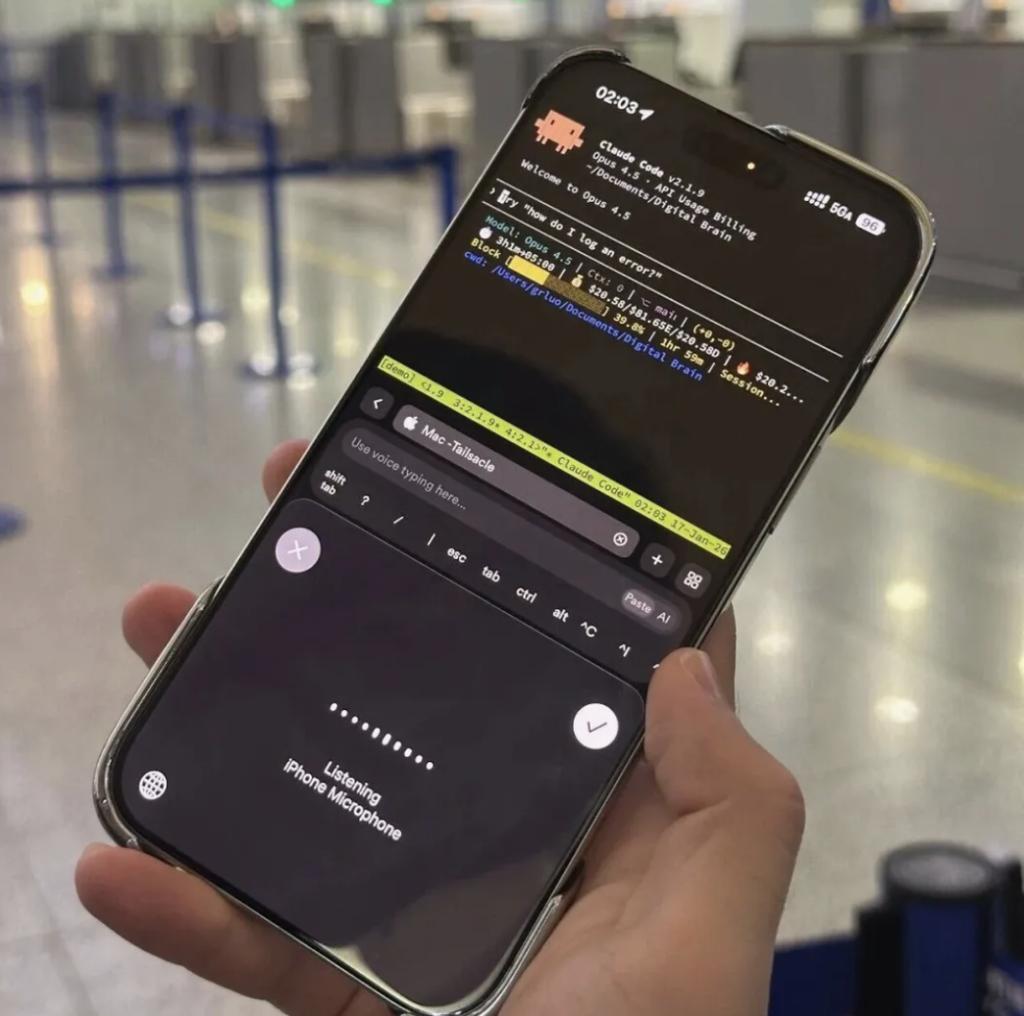 手机远程操控Claude Code：三种方案助你随时随地监控AI智能体工作